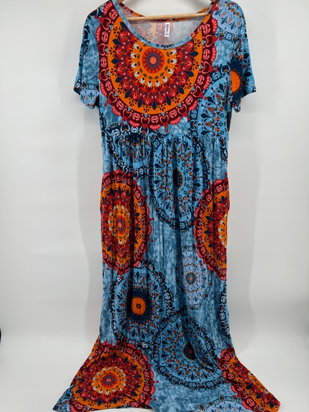 EUOVMY Blue Tie-Dye Maxi Dress with Orange & Red Medallions Women's Sz 2XL NWOT